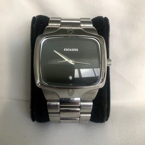Nixon Players Watch
